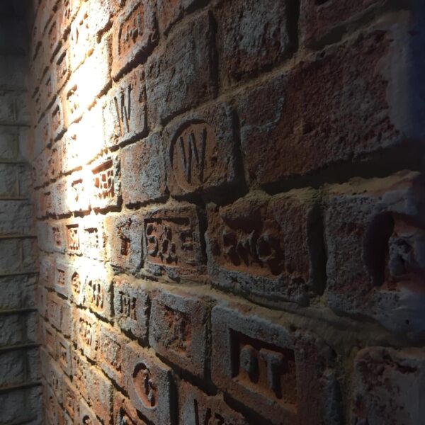 Ladrillo Scritto Rotto Tuğla Panel